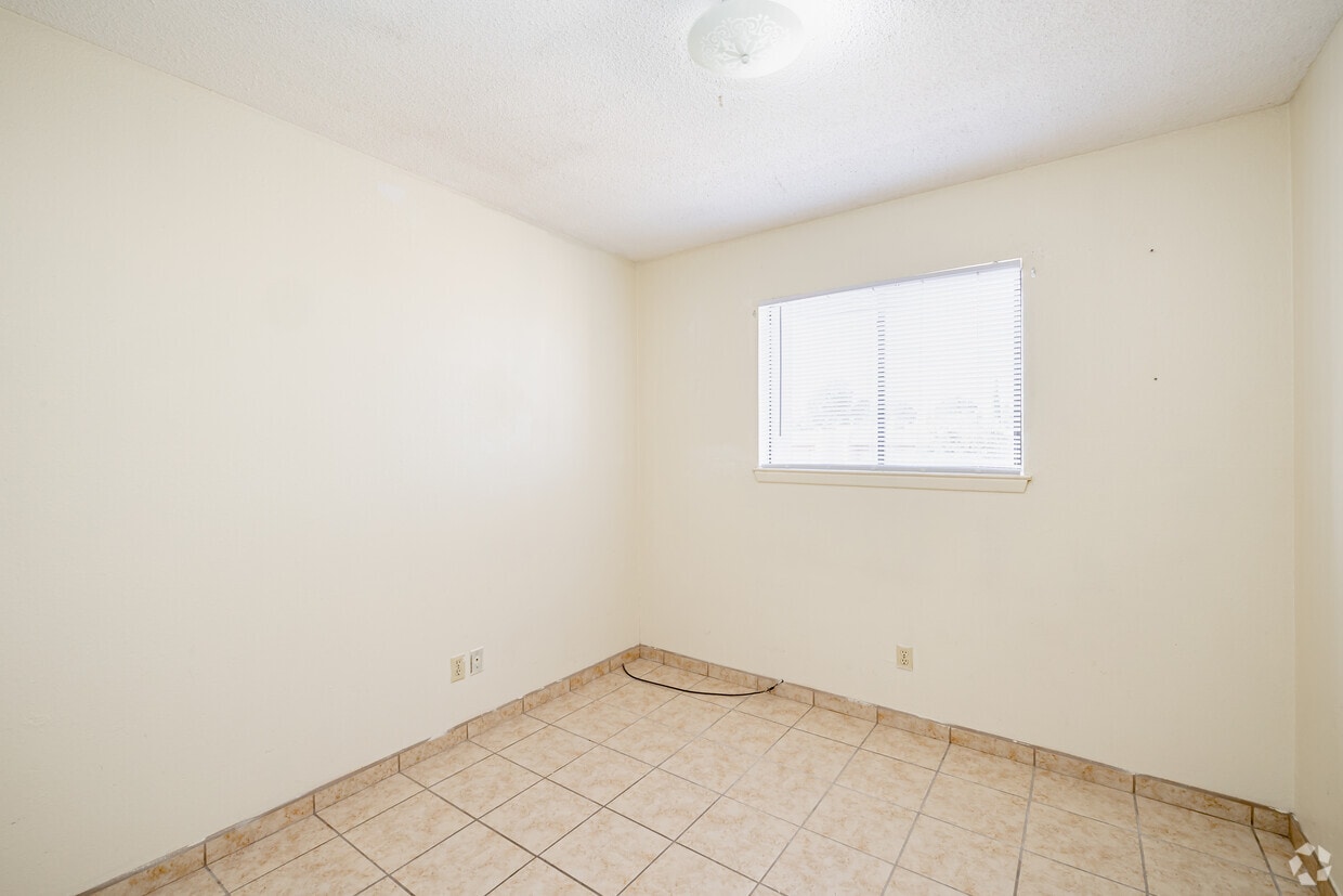 Buena Vida - 1505 La Fonda Dr Las Cruces, NM 88001 | Apartments.com