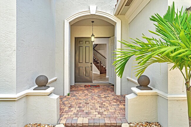 Building Photo - 9949 Cobblestone Creek Dr