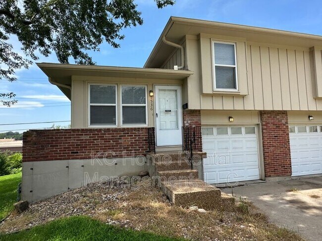 Foto del edificio - 7536 Hayes St