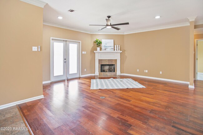 Building Photo - 106 Wild Rose Ln