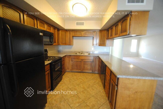 Foto del edificio - 9214 W Cortez Ave