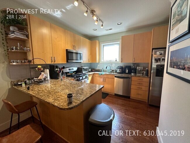 Foto del edificio - 2144 W Schiller St