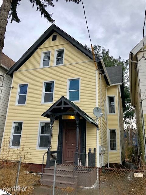 Foto principal - 429 Poplar St