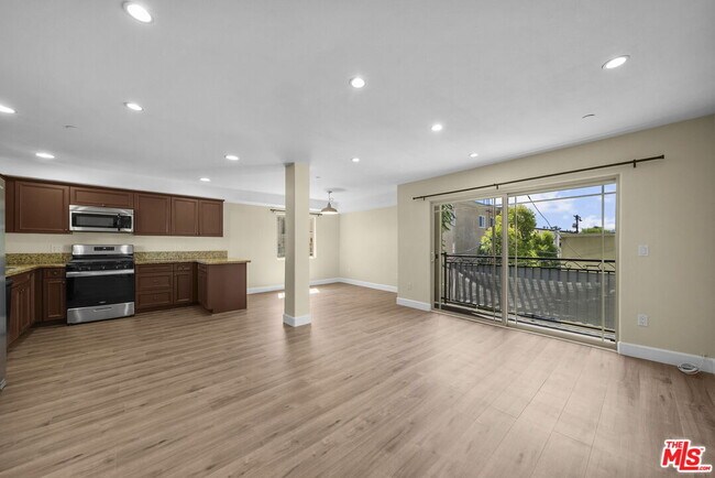 Foto del edificio - 5315 Bellingham Ave