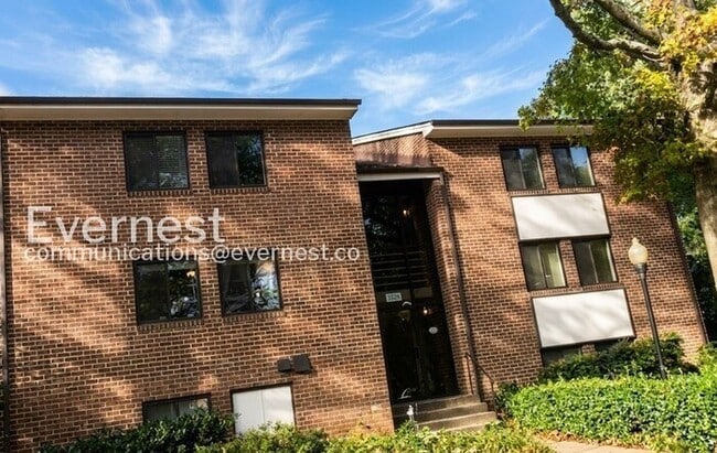 Building Photo - 1528 Northgate Square