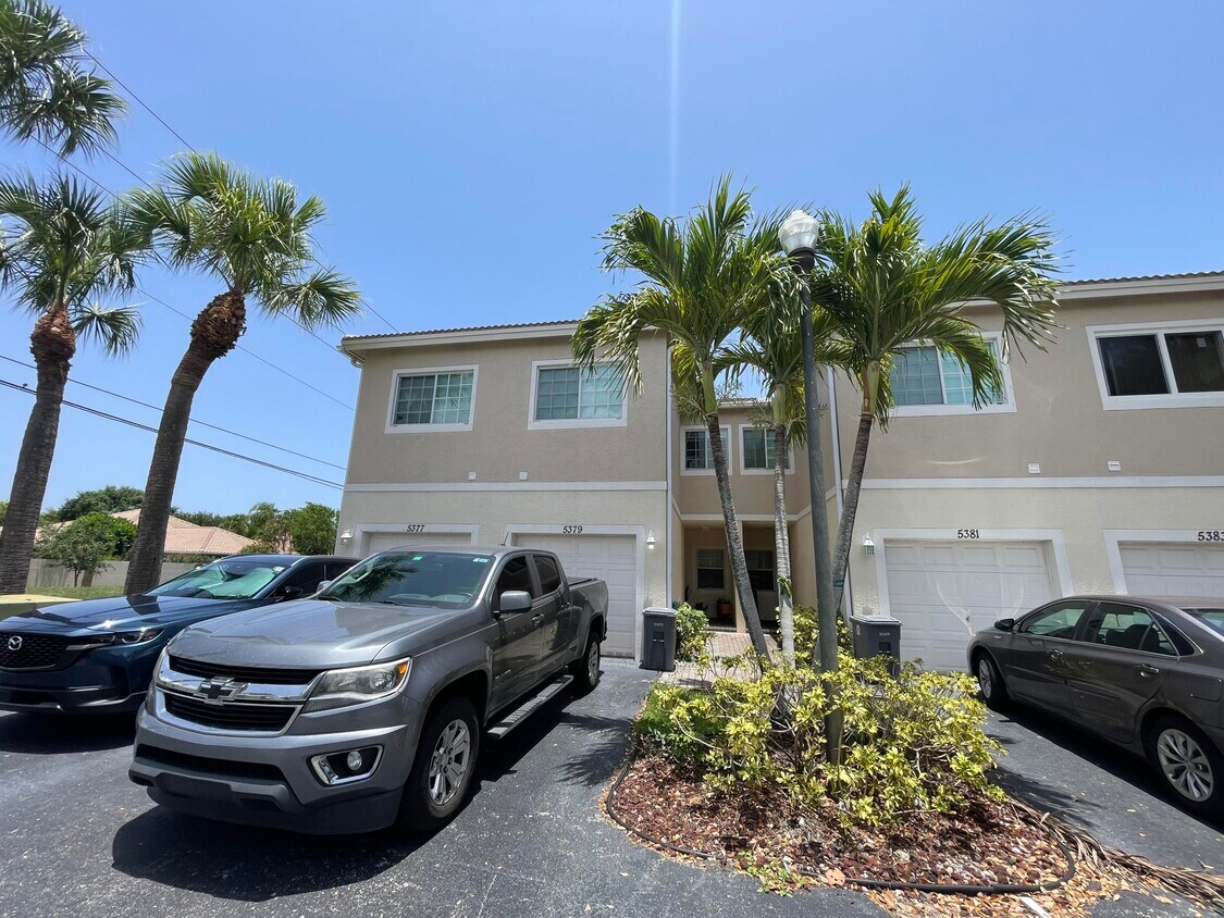 Foto principal - 5379 Via Delray Blvd