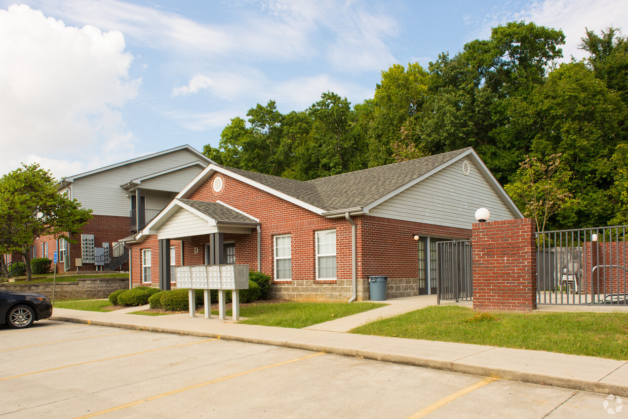 Primary Photo - Mountain Ridge Apartments