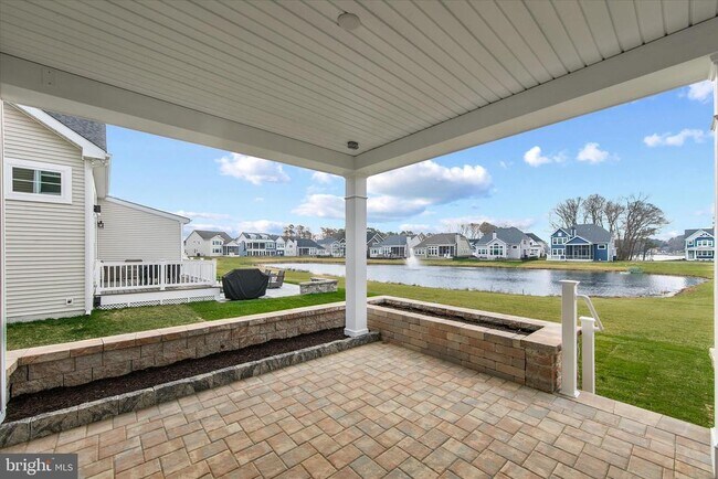 Foto del edificio - 36312 Sturgis Ln