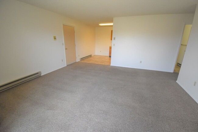 Foto del edificio - Top floor apartment! Close to MSU and down...