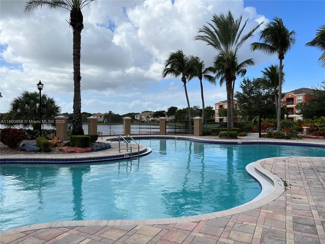 Primary Photo - 4602 SW 160th Ave