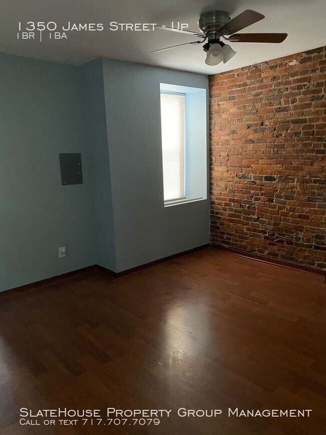 Building Photo - Beautiful Second Floor Home