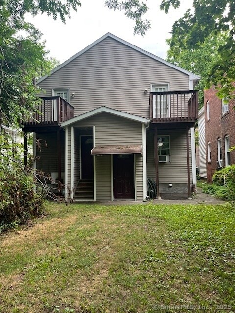 Building Photo - 158 Bradley St