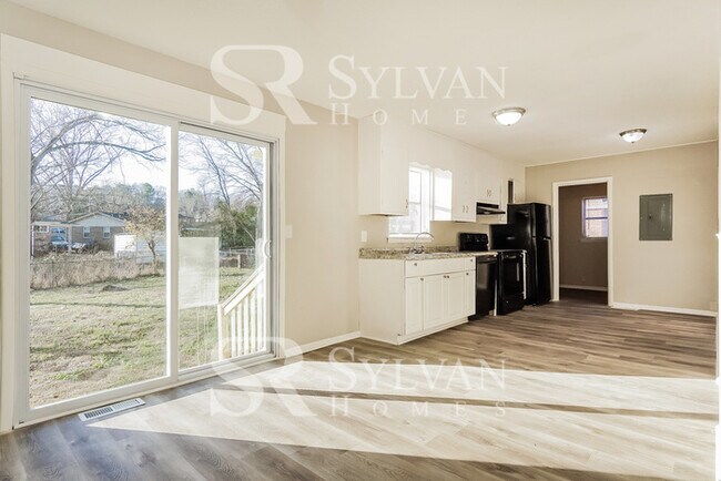 Building Photo - Carve Out a Great Life Here!