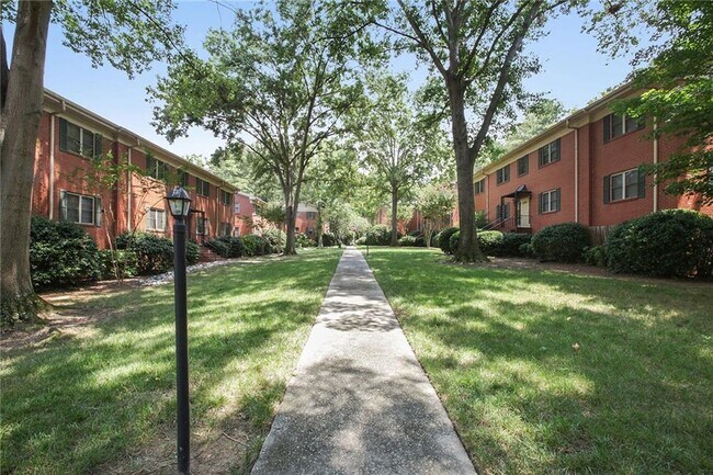 Building Photo - 430 Lindbergh Drive NE