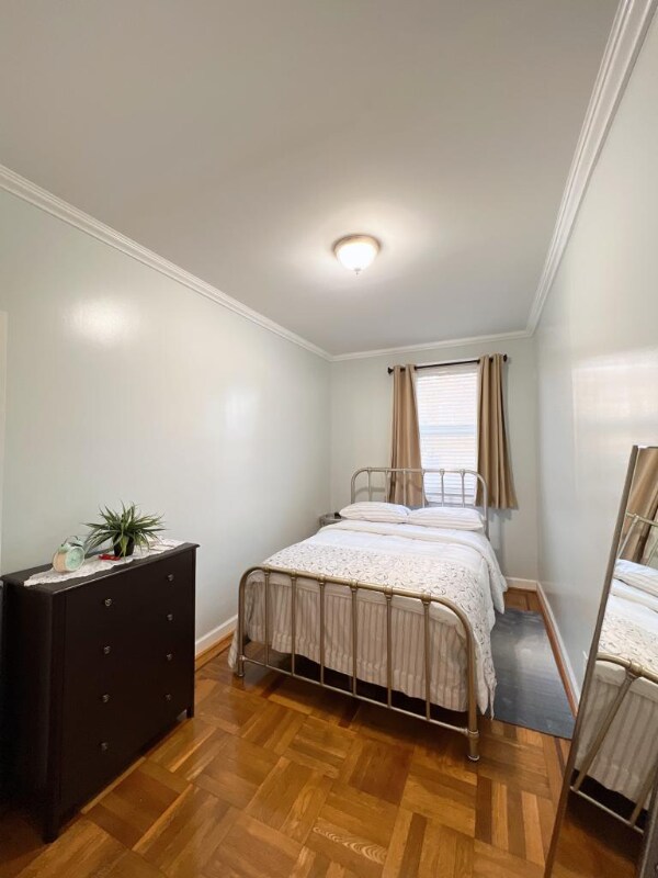 Foto del edificio - 1523 E 29th St