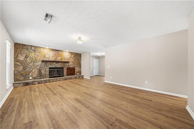 Foto del edificio - 3773 Memorial Pkwy NW