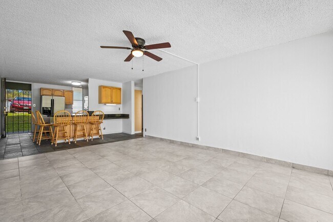 Foto del edificio - 2 bedroom Mililani