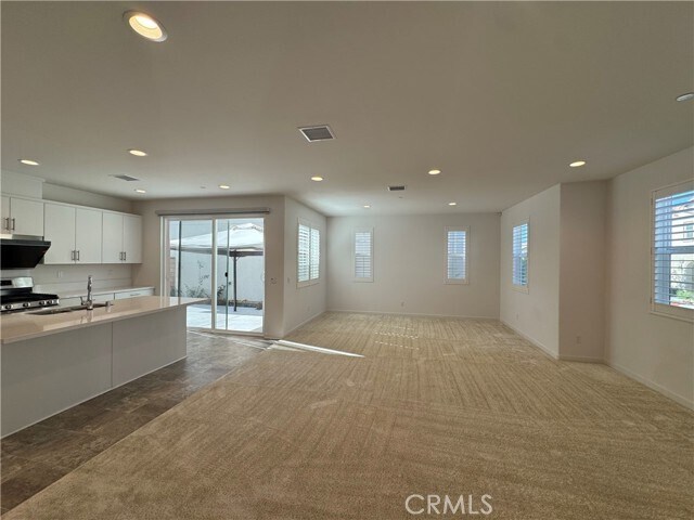 Foto del edificio - 7018 Aloe Ln