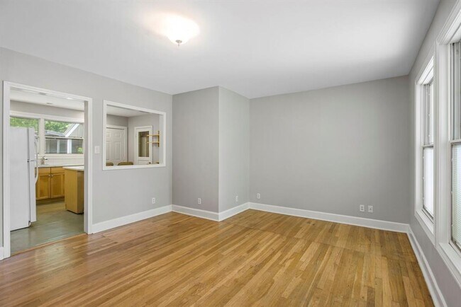 Foto del edificio - 5710 Woodrow Ave