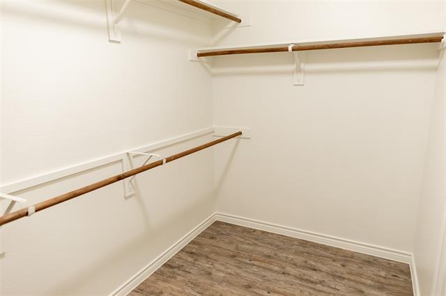 Foto del edificio - 4205 Summersweet Ln