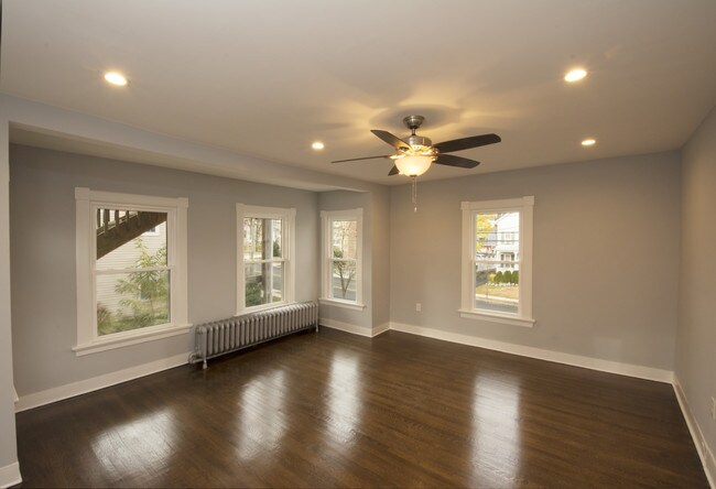 Foto del edificio - 137 Walnut St