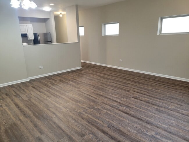 Foto del edificio - 817 S Kedzie Ave