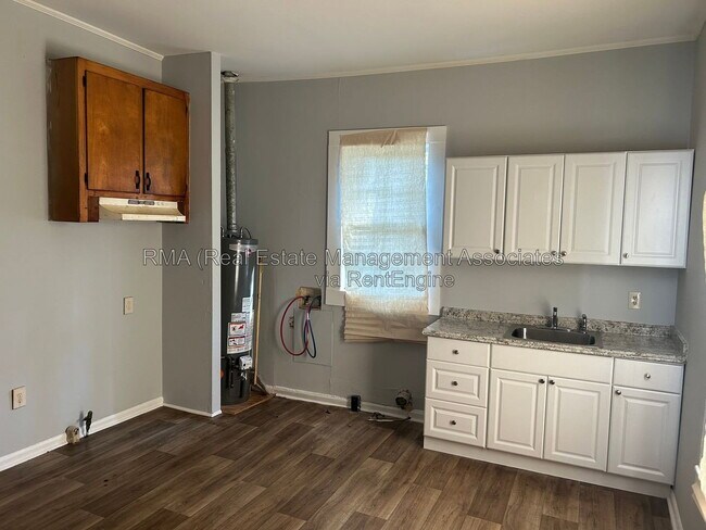 Foto del edificio - 821 Williams St