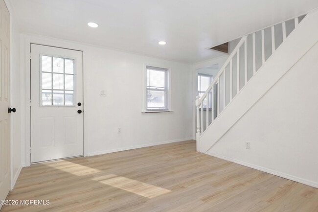 Foto del edificio - 12 Main St