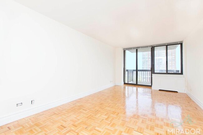 Foto del edificio - 1 bedroom in New York NY 10023
