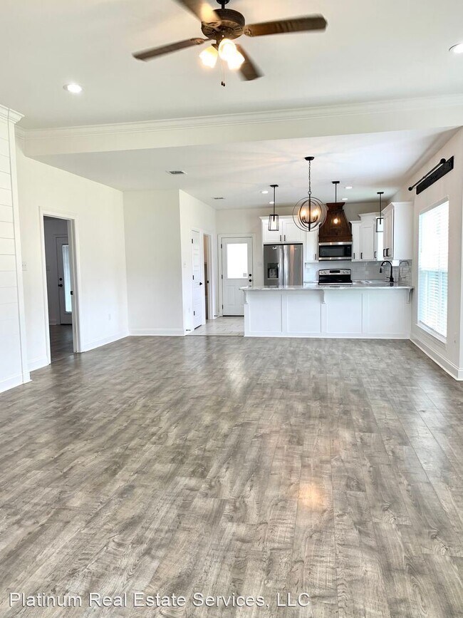 Foto del edificio - 3 br, 2 bath House - 12759 Jaden Drive