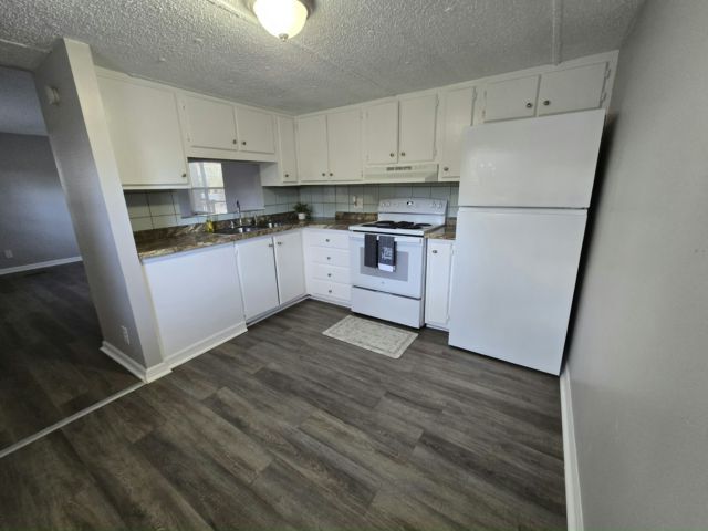 Foto del edificio - 11211 East Bay Rd