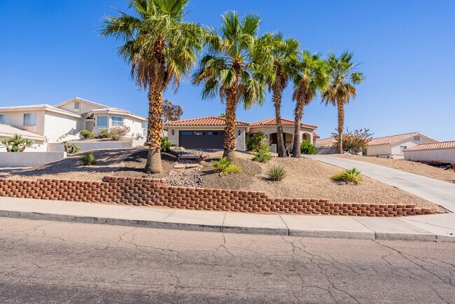 Foto del edificio - VR - 1672 Kiowa Ave