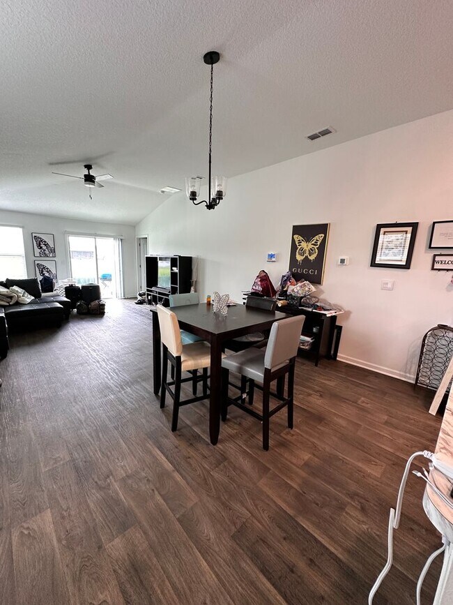 Foto del edificio - Welcome Home