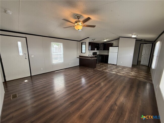 Foto del edificio - 1035 Ferryboat Ln
