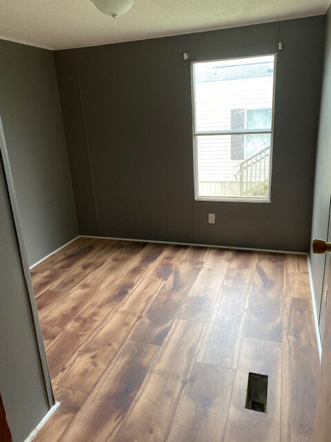 Foto del edificio - 101 Yvonne Ct