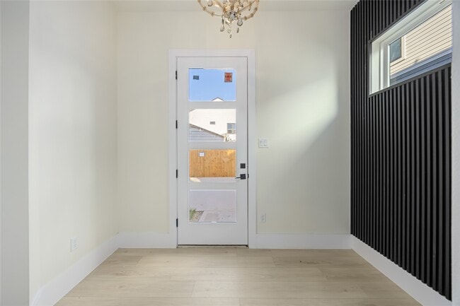 Foto del edificio - 7125 England St