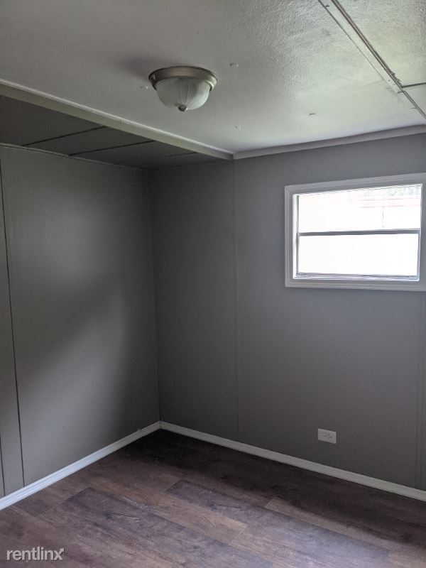 2 br, 1 bath Mobile Home 106 Bradley Ave House for Rent in