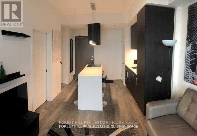 Building Photo - 15 Lower Jarvis St