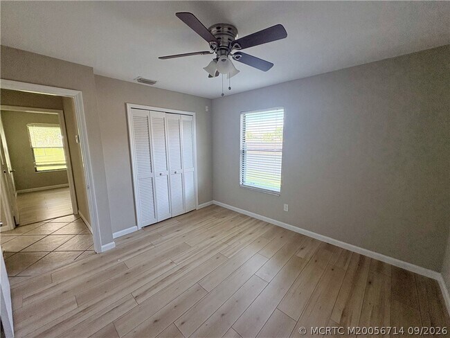 Foto del edificio - 2298 SW Jay Ave