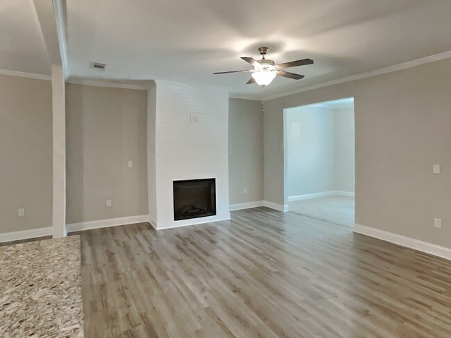 Building Photo - 7734 Fawn Cir