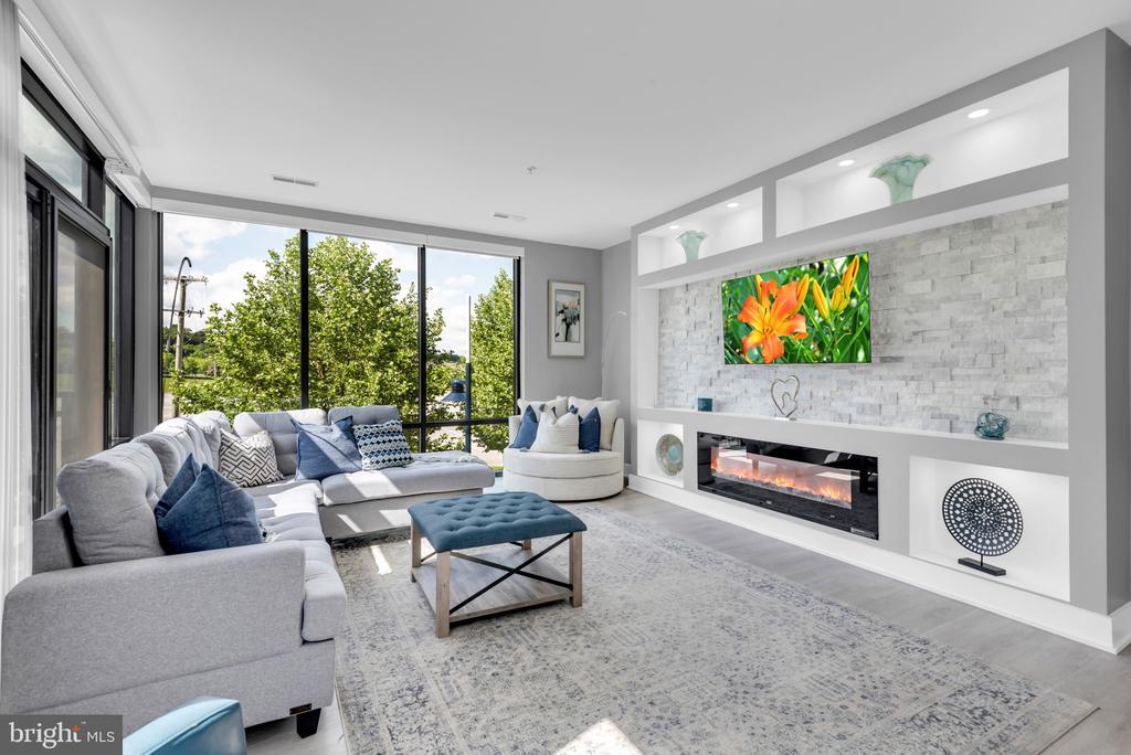 Foto principal - 145 Riverhaven Dr