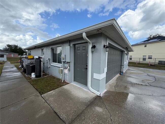 Foto del edificio - 305 Michigan Pl