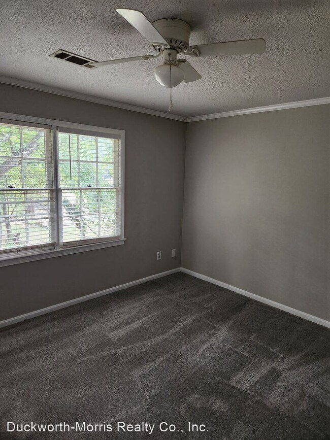 Building Photo - 3 br, 2 bath House - 345 42nd Street E