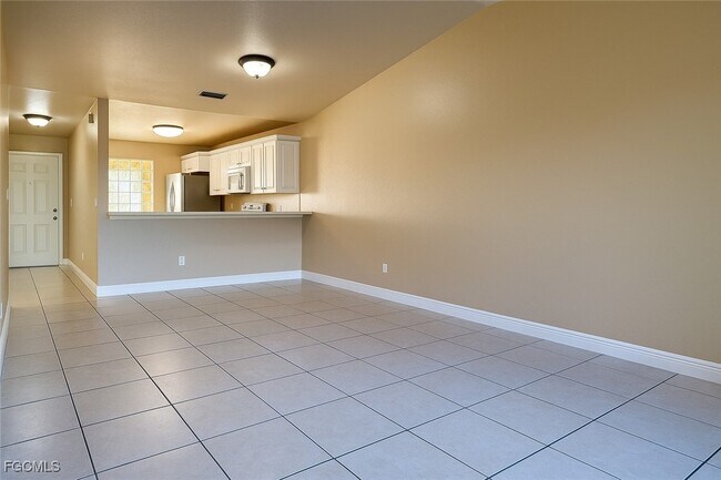 Building Photo - 4137 Skyline Blvd