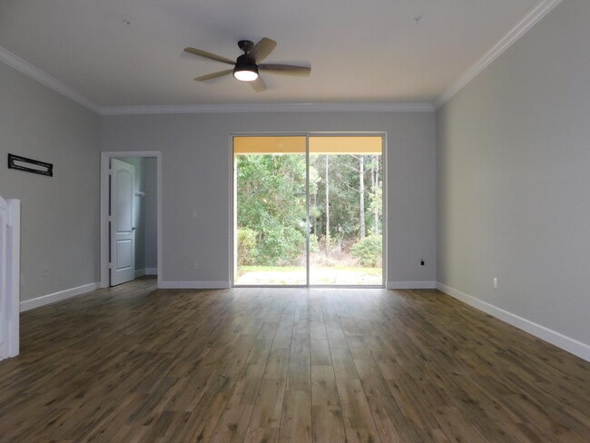 Building Photo - 3091 SW Otter Ln
