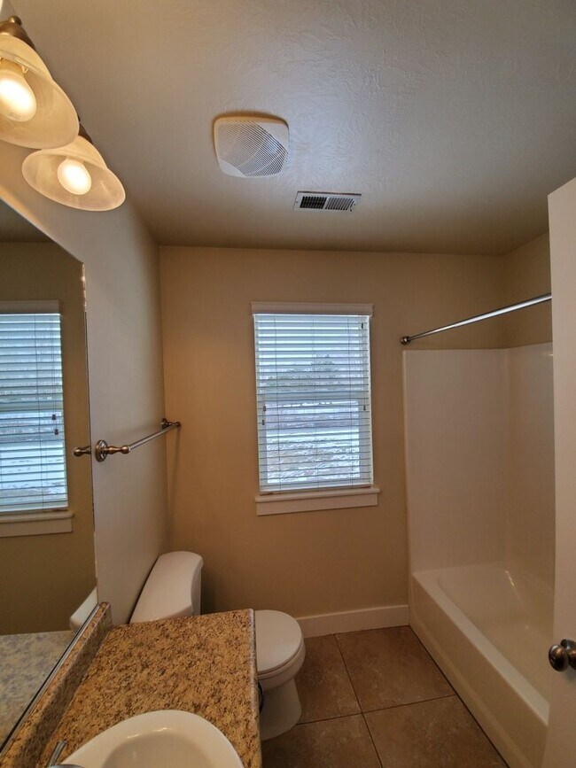 Foto del edificio - 1049 Quarry View Way