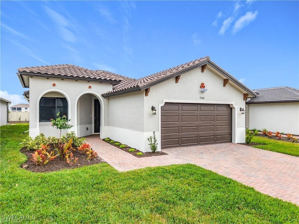 Primary Photo - 5108 Nevola Ave