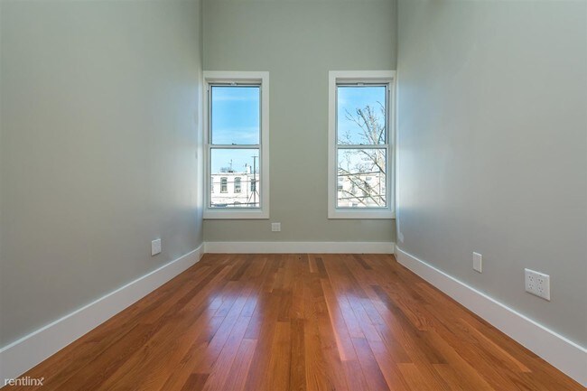 Building Photo - 1676 Jefferson Ave