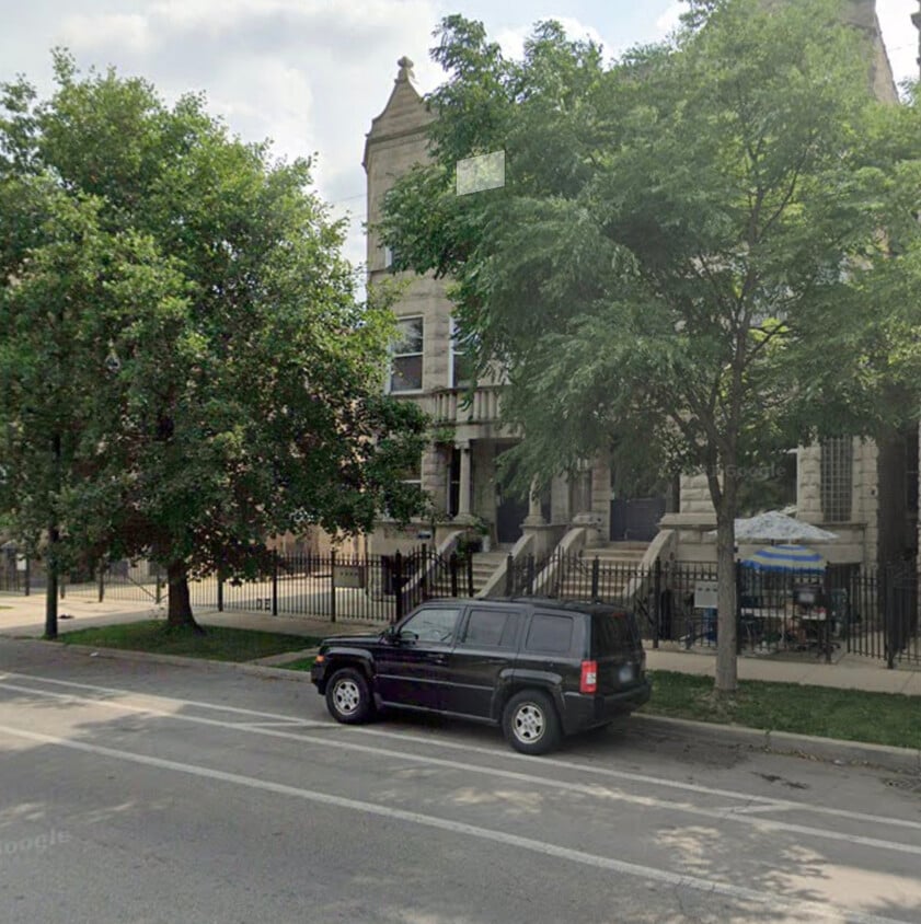 Primary Photo - 1513 N California Ave