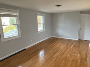 Building Photo - 30 Elmwood Park